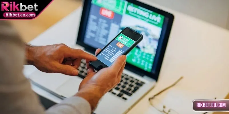 Tại sao cần tải app về điện thoại người dùng?